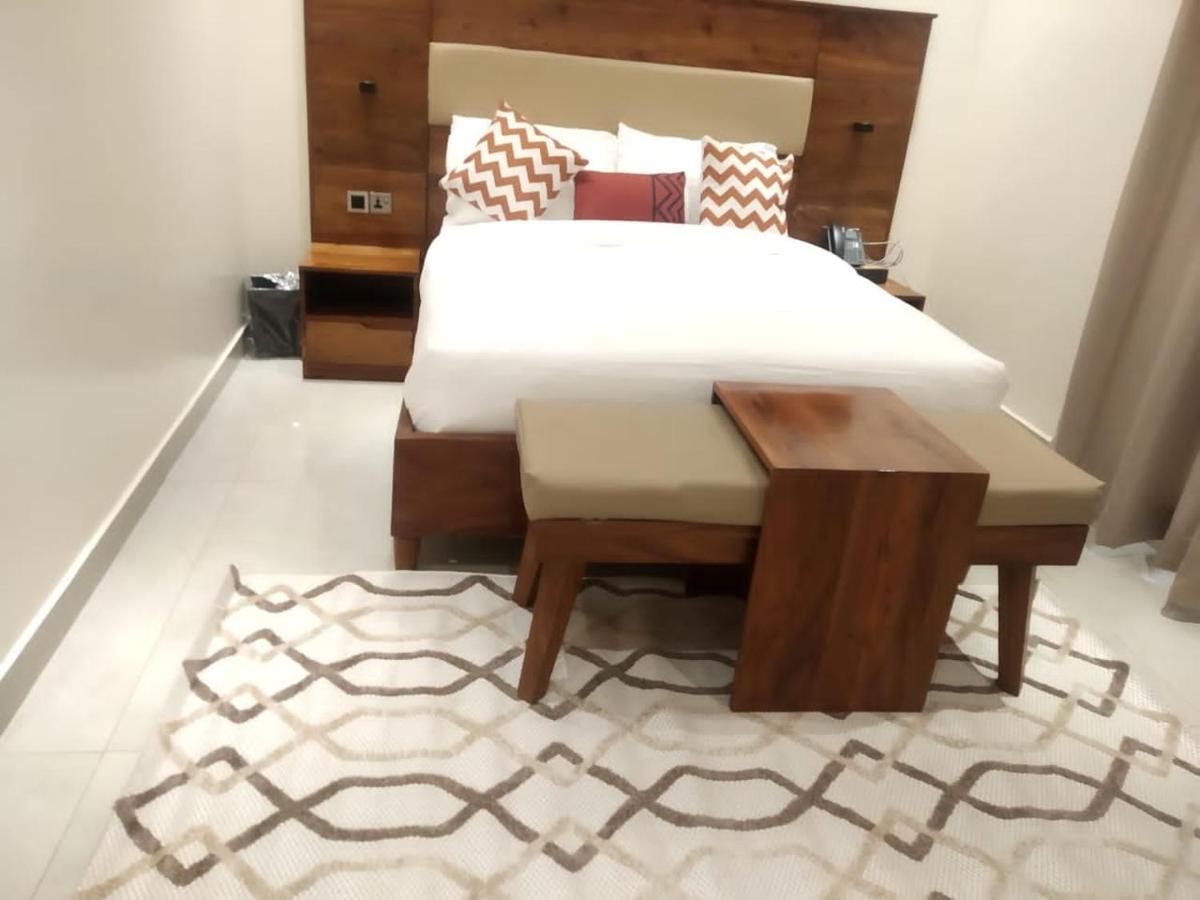 Millennium Terrace Hotel Кампала Экстерьер фото